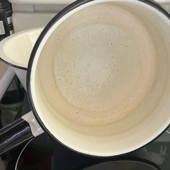 Vintage pots and bowl. - Picture 4 of 10